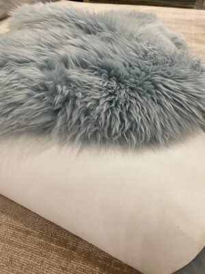 New Zealand sheepskin double blue.