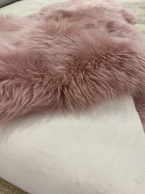 New Zealand sheepskin double pink.