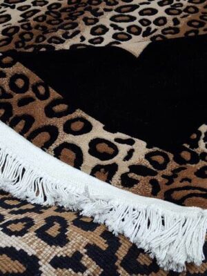 Leopard carpet