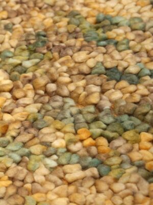 Shaggy beige/green (New Zealand wool)