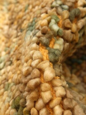 Shaggy beige/green (New Zealand wool)