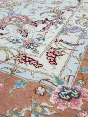 Tabriz apricot capret