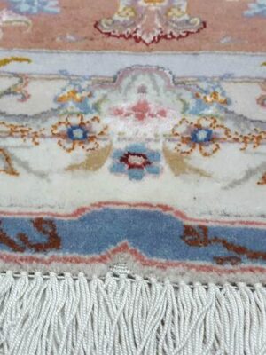 Tabriz apricot capret