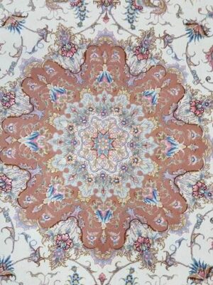 Tabriz apricot capret