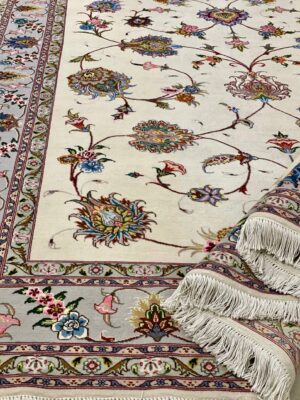 Machine-made Tabriz Pomegranate rug additional photo