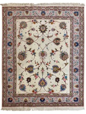 Machine-made Tabriz Pomegranate rug main photo